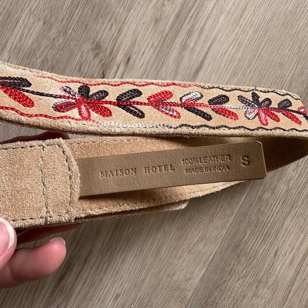 Anthropologie Maison Hotel 100% Suede Leather Embroidered Thar Belt Size Small